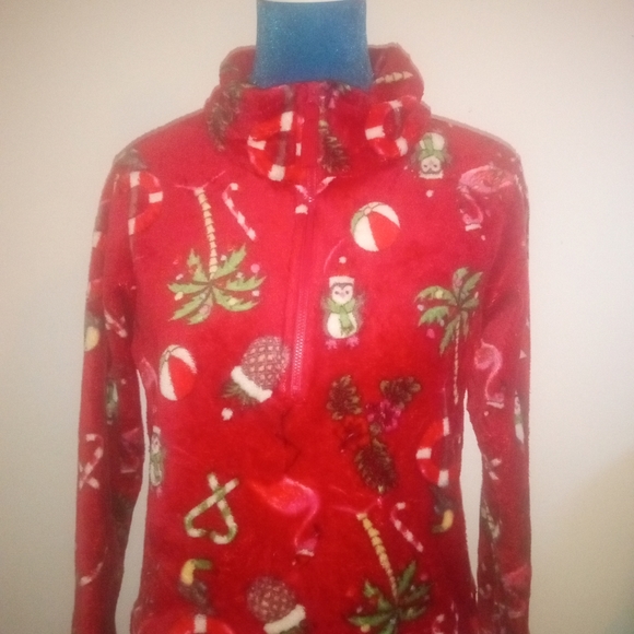 Red fleece Christmas sweater with a zipper use in good condition size 14 girls - Picture 10 of 12